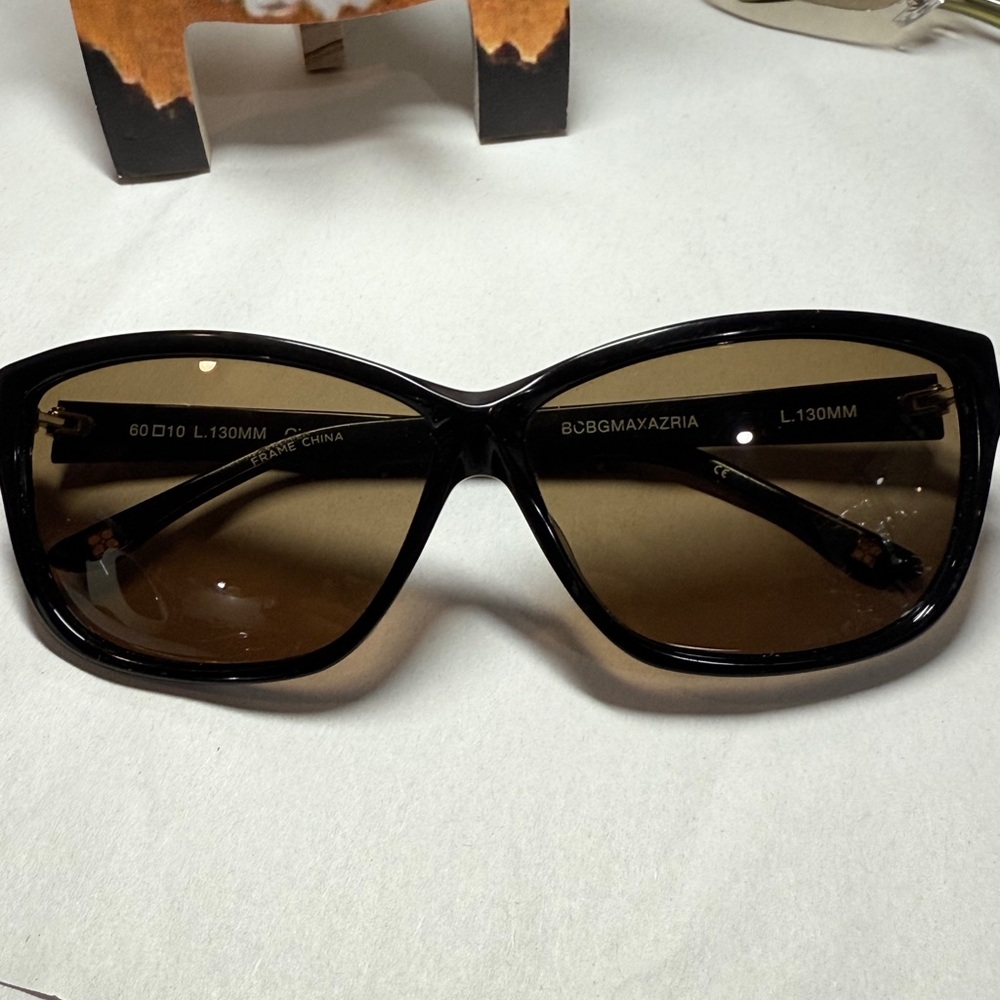 BCBGMaxAzria Black Sunglasses with Dark Tinted Lenses - Picture 3 of 8